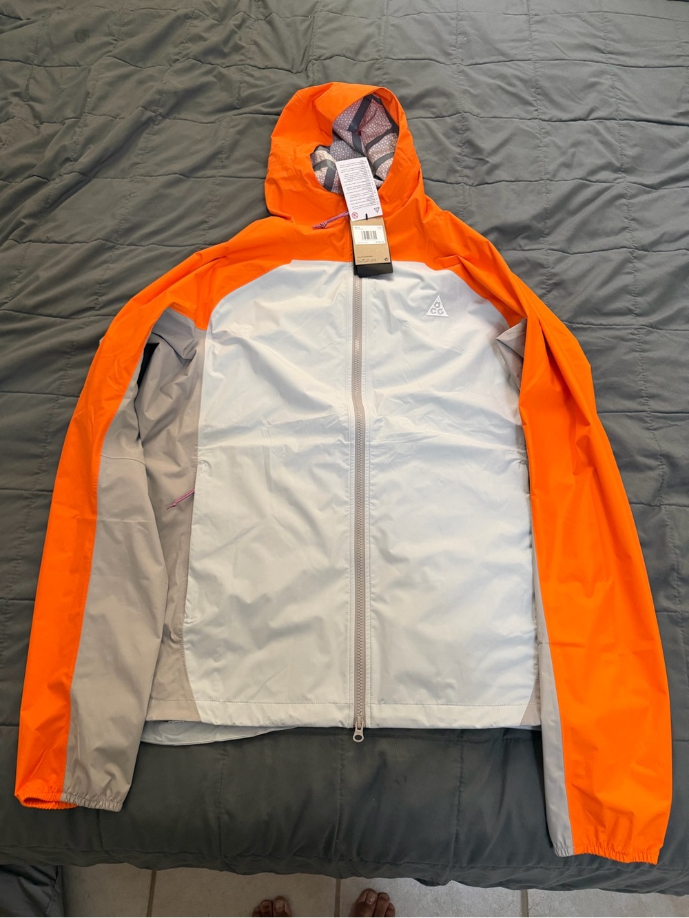 Nike ACG “phantazma” Orange and Light Gray Hooded storm fit adv jacket IF1143820